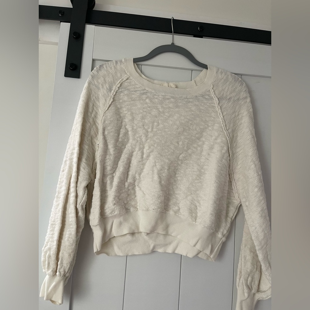Vestique Cream Crew Neck Sweater